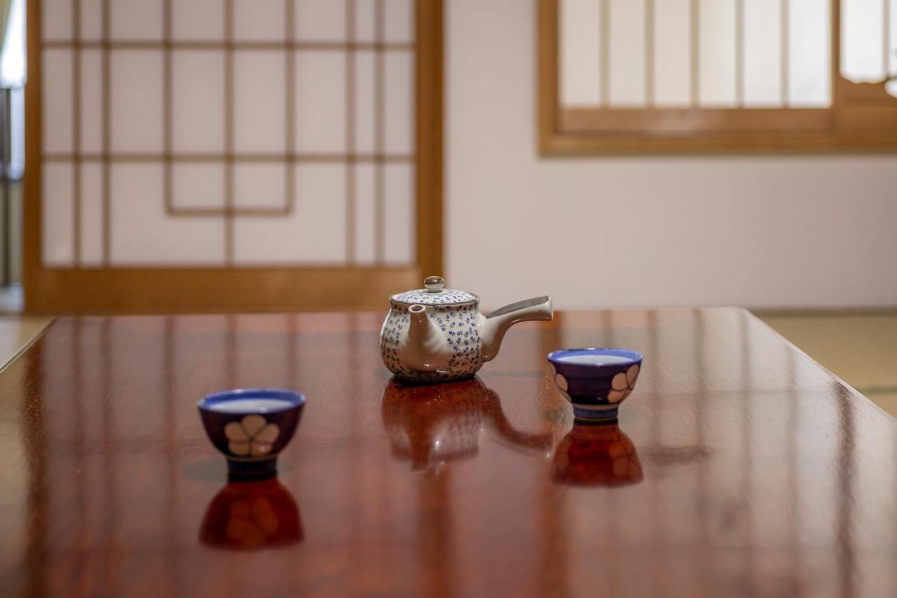 Sawaki Hotel Imabari Bagian luar foto