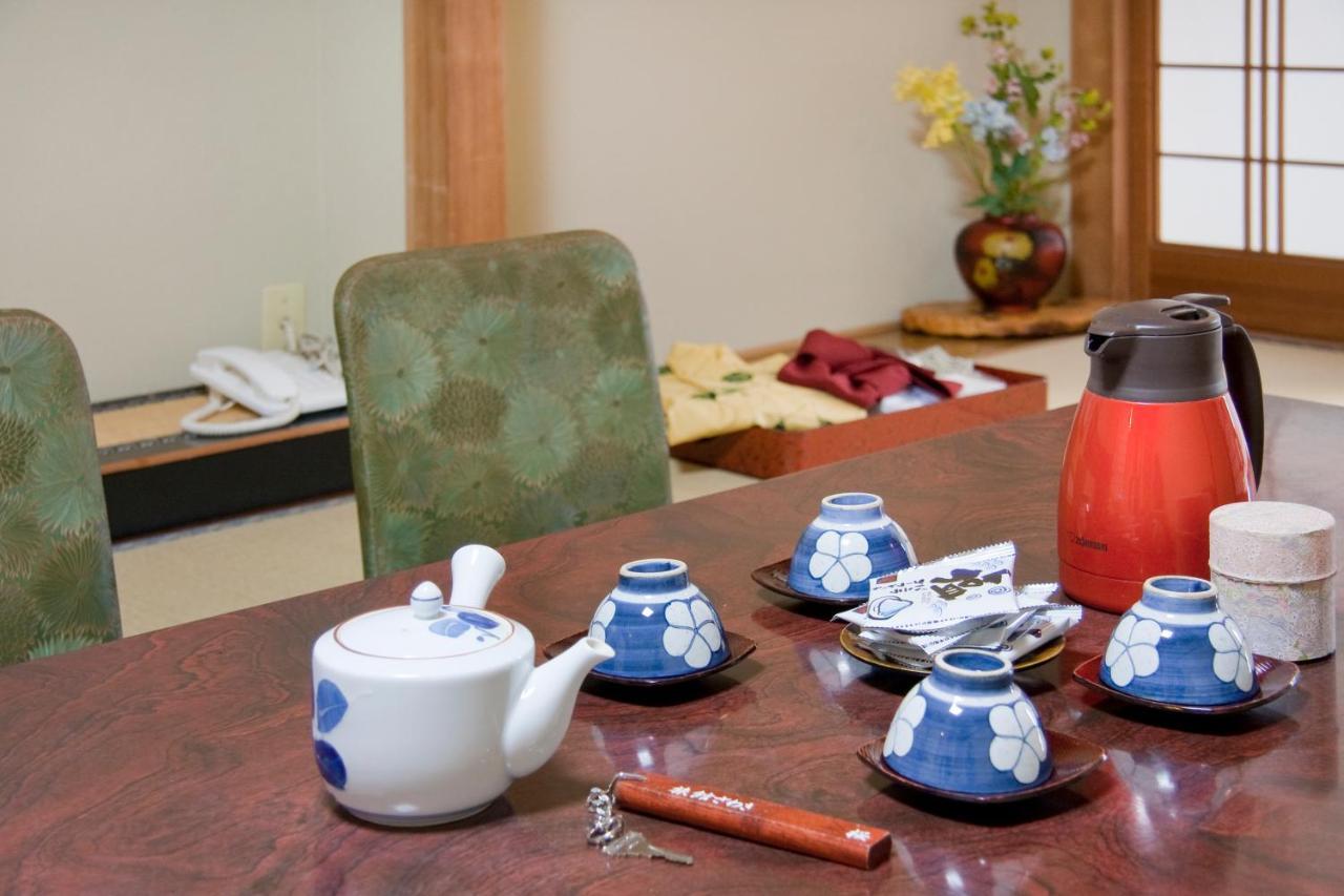 Sawaki Hotel Imabari Bagian luar foto