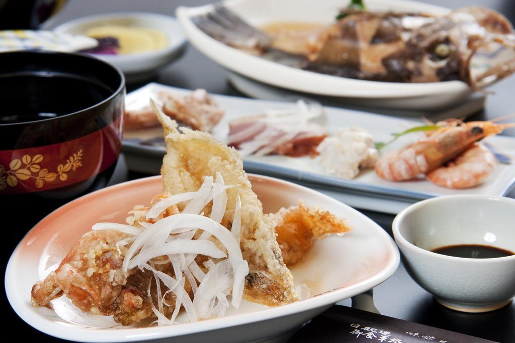 Sawaki Hotel Imabari Bagian luar foto