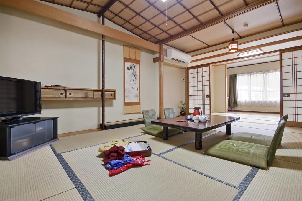 Sawaki Hotel Imabari Bagian luar foto